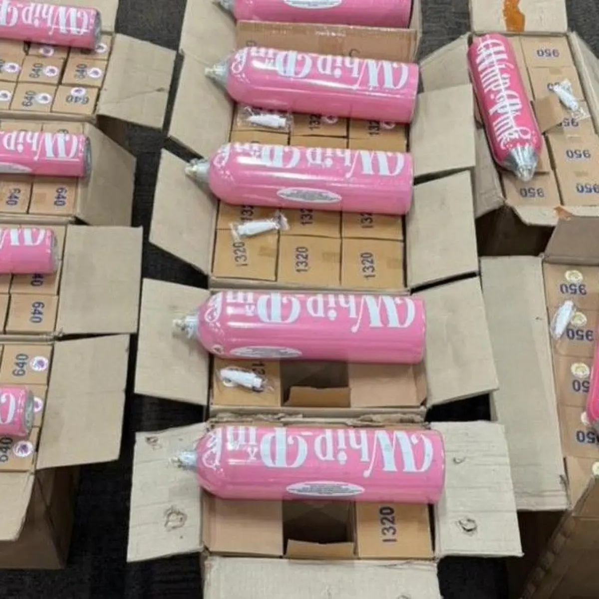 Foto: Bareskrim Polri menggerebek rumah produksi gas N20 Whip Pink di Jakpus dan Jaktim. (dok. Istimewa)