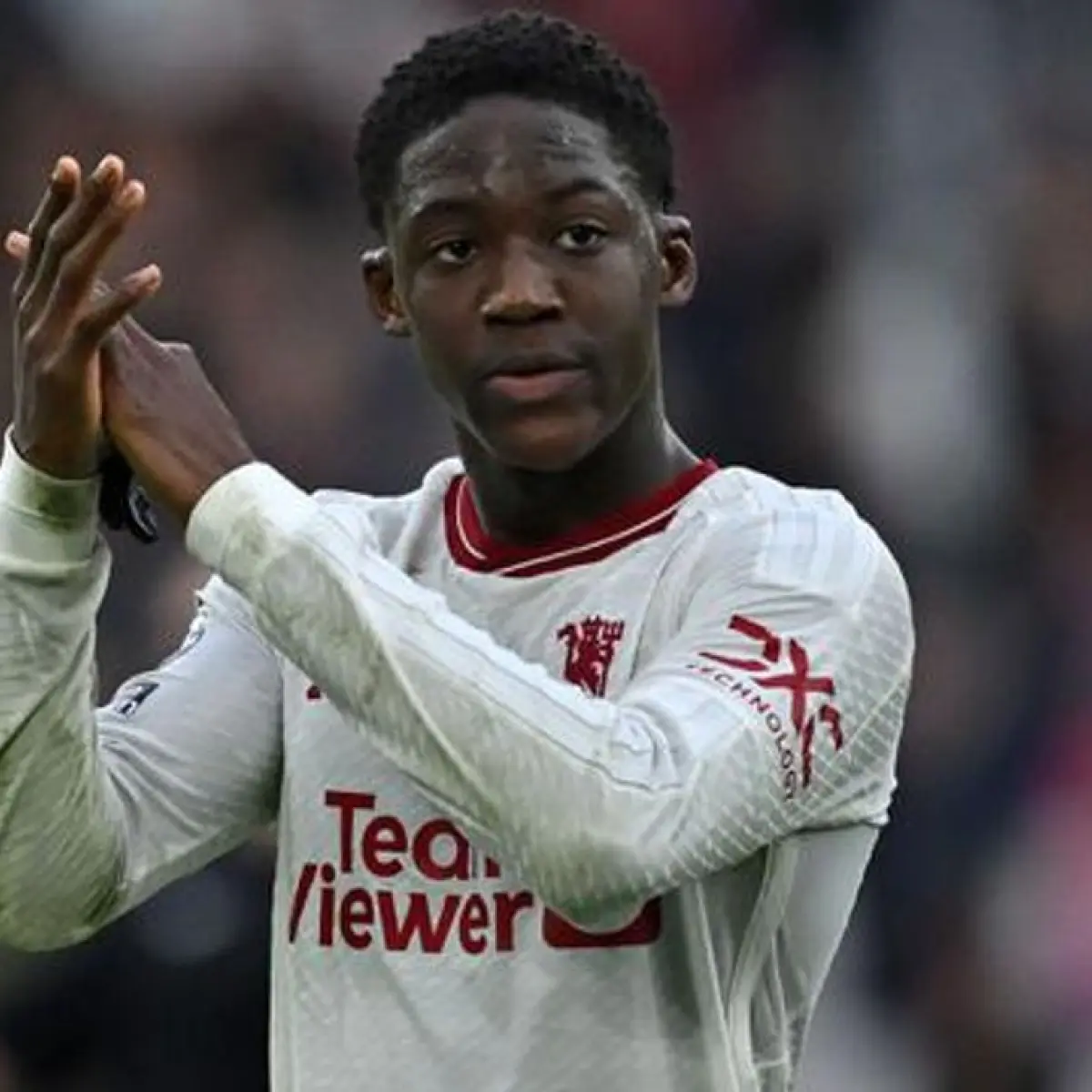 Manchester United Amankan Masa Depan Kobbie Mainoo Lewat Kontrak Jangka Panjang Hingga 2031