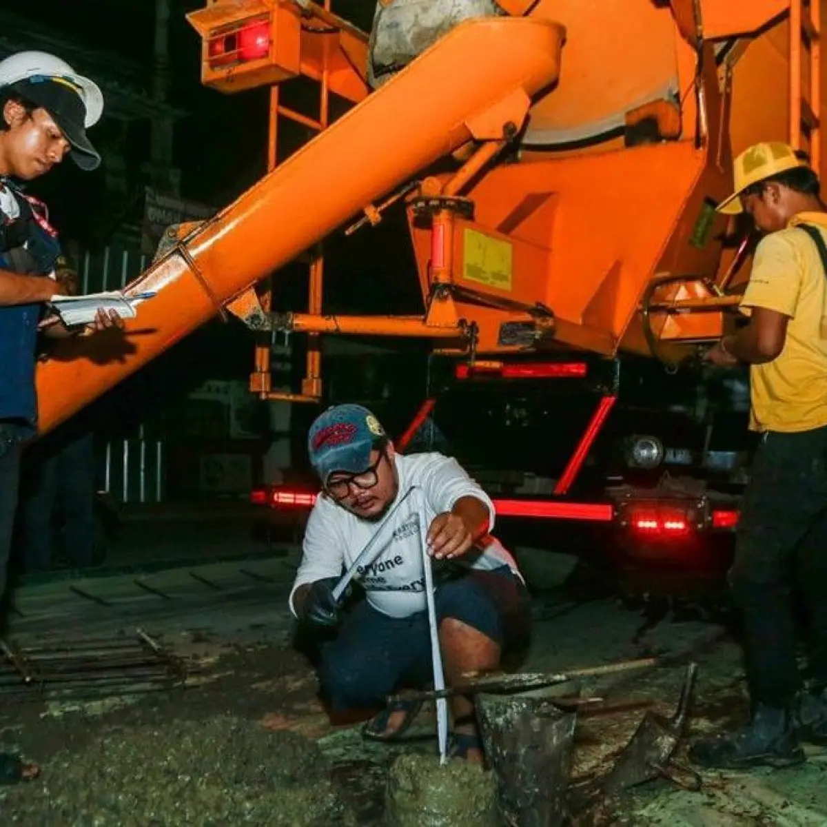 Analisis Kesadaran Kolektif: Warga Puri Cendana Bekasi Kucurkan Rp330 Juta Demi Perbaikan Jalan Mandiri