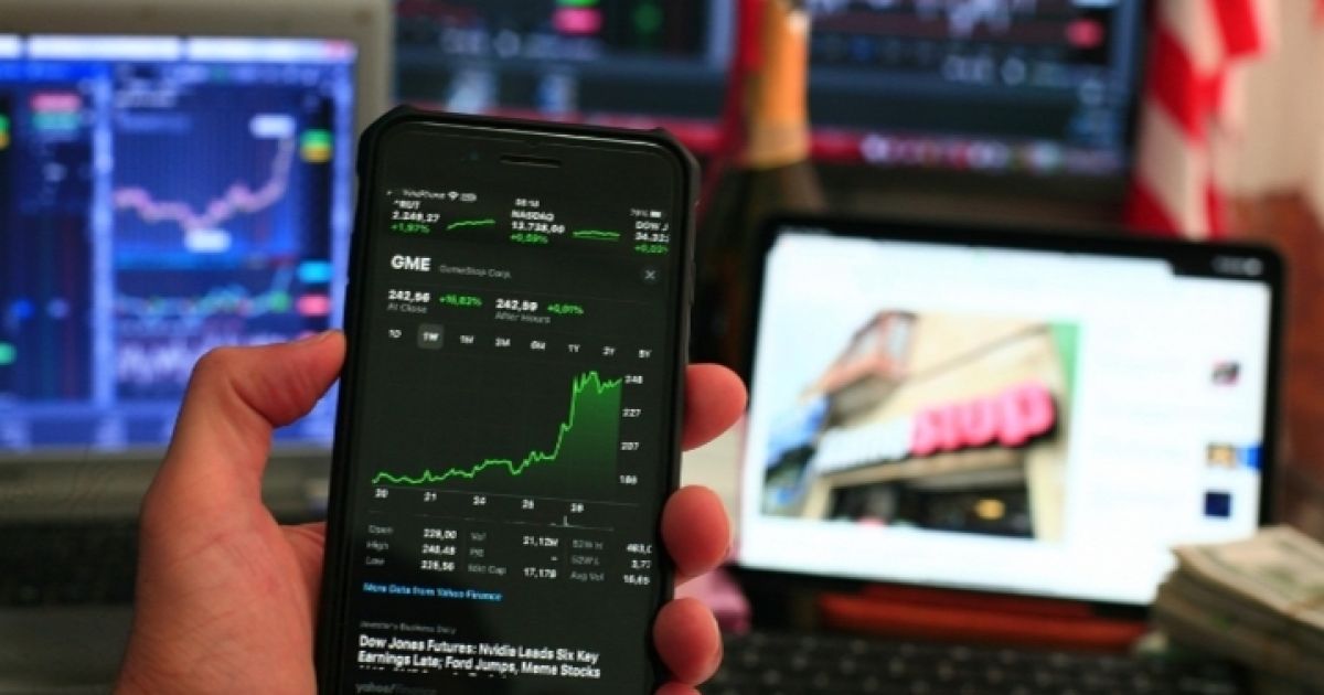 Dinamika Portofolio Global: Membedah Dampak Rebalancing Indeks MSCI Terhadap Pasar Modal Indonesia