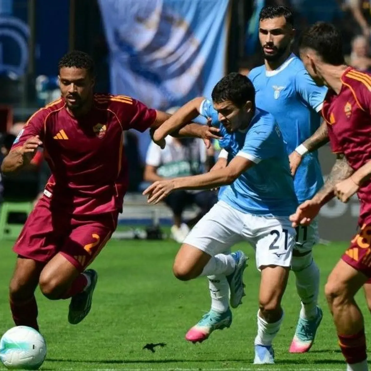 Perebutan Zona Liga Champions Memanas, Derby Roma vs Lazio Jadi Sorotan Utama