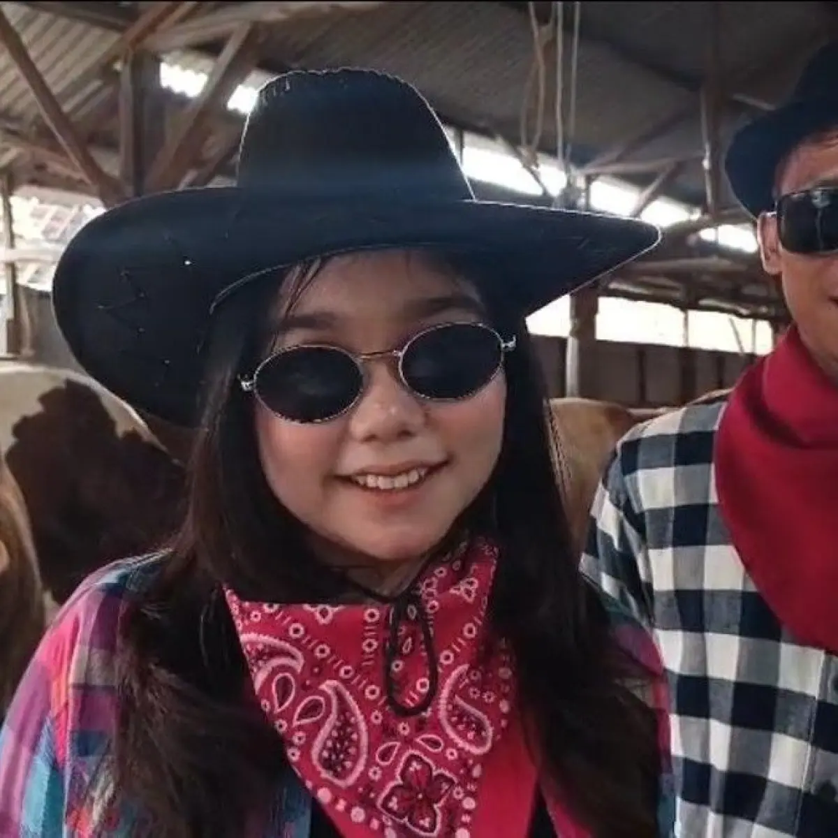 Strategi Unik Penjualan Hewan Kurban di Cirebon: Sulap Kandang Jadi Peternakan Ala Koboi Texas