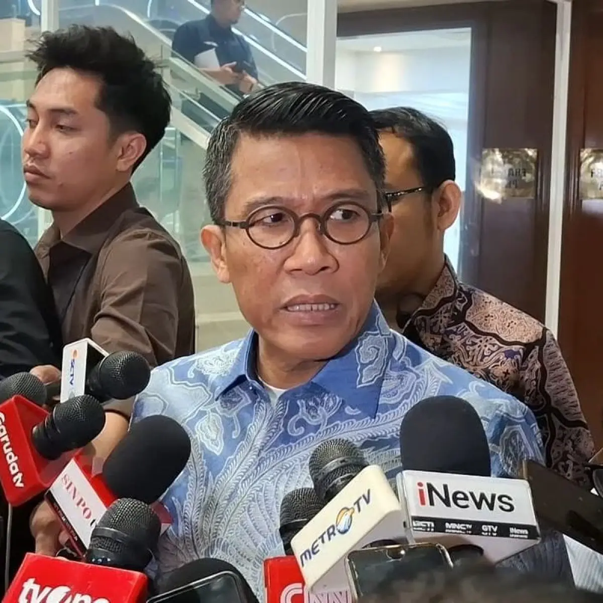 Rupiah Tertekan, Komisi XI DPR Respons Pernyataan Presiden Prabowo Terkait Penggunaan Dolar di Desa