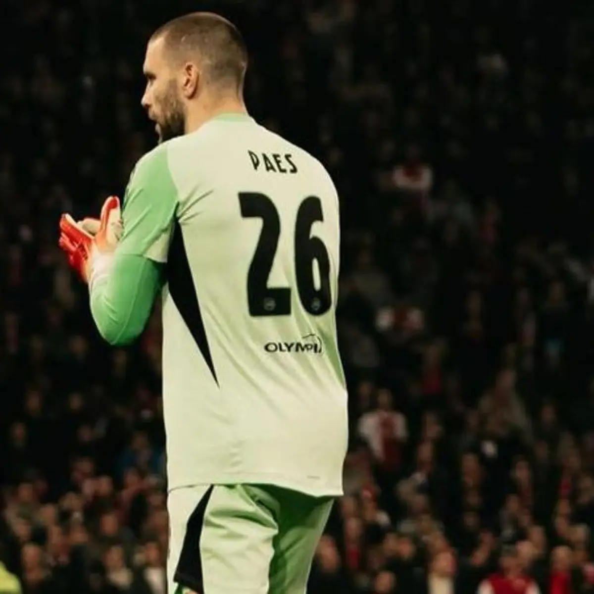 Langkah Pasti Ajax Amsterdam Menuju Tiket Eropa Bersama Maarten Paes