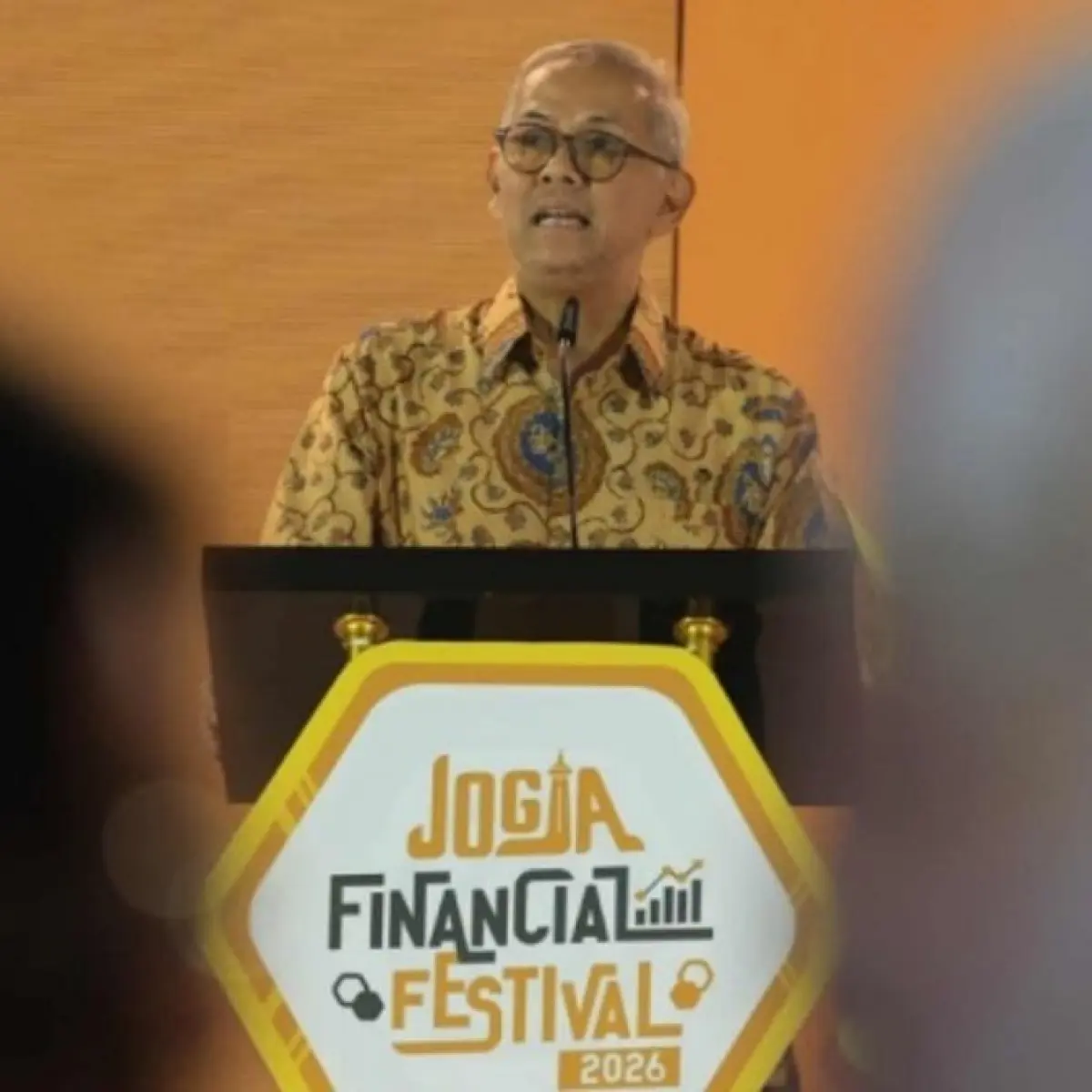 Analisis Kerentanan Finansial Generasi Muda di Tengah Pesatnya Inovasi Finansial Modern
