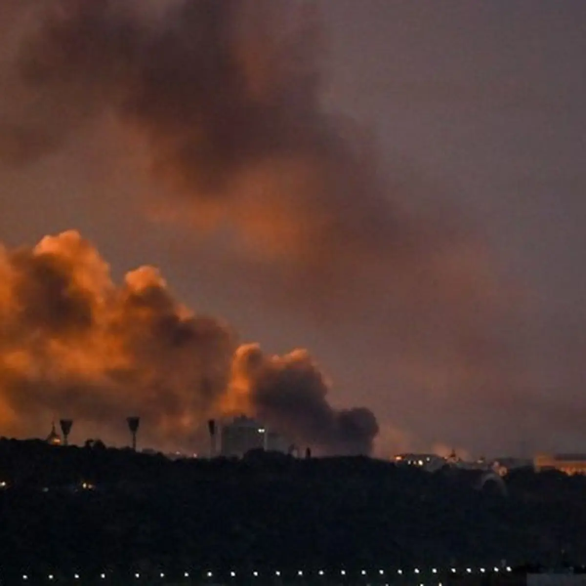Update Terkini Konflik Rusia-Ukraina: Kyiv Digempur Ratusan Drone dan Rudal Oreshnik, 4 Tewas