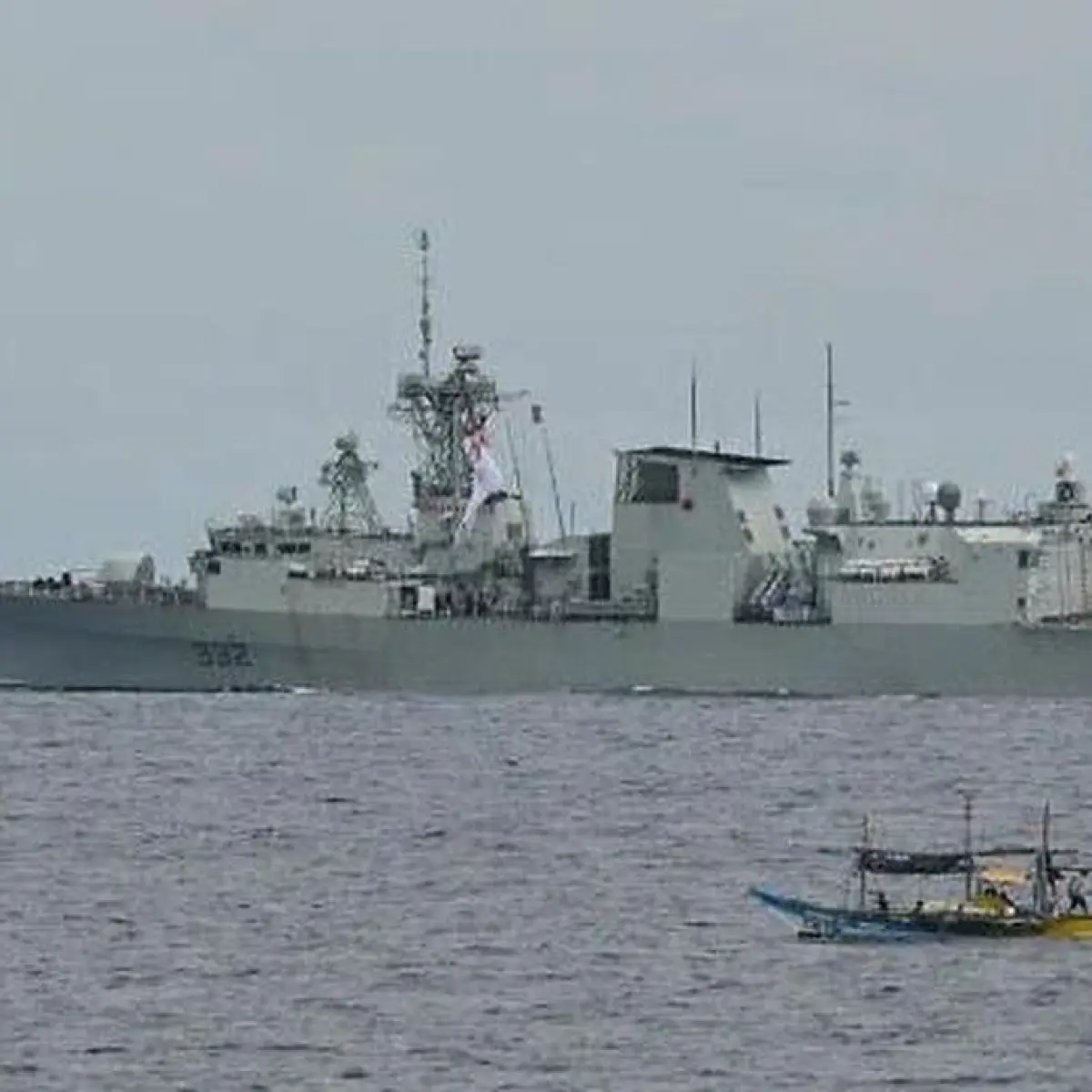 Menghindari Gesekan di Laut China Selatan: Belajar dari Insiden Kapal Perang Belanda dan China