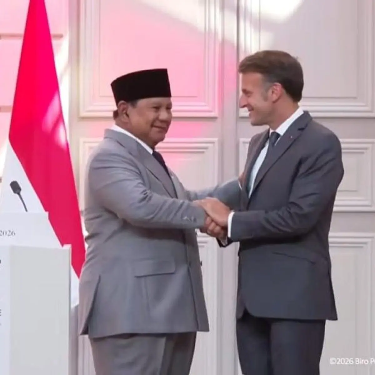 Pertemuan Hangat di Istana Élysée: Emmanuel Macron Puji Keberanian Prabowo Subianto dalam Diplomasi Timur Tengah