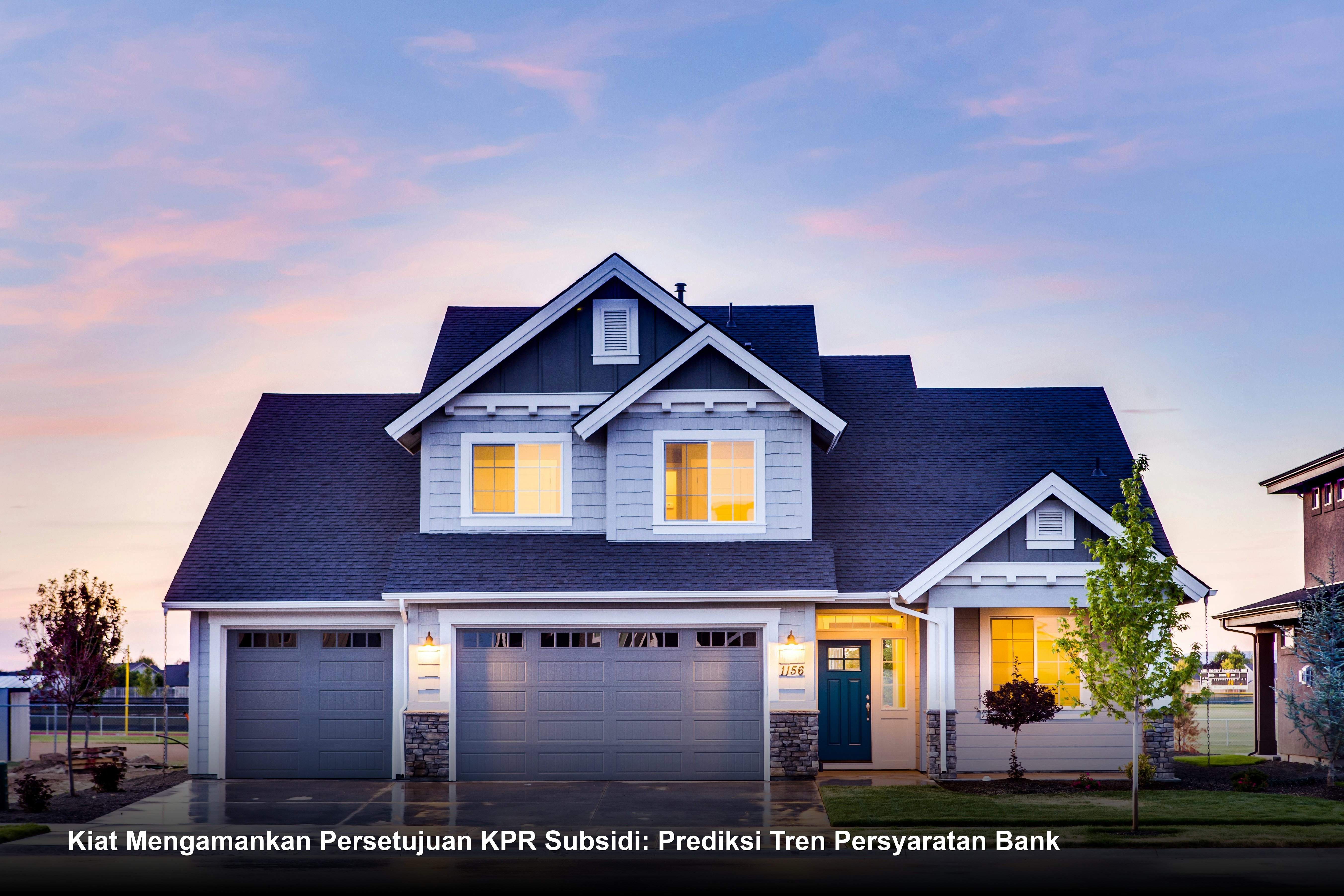 Seorang pasangan muda menandatangani dokumen akad kredit KPR Subsidi di hadapan petugas bank dengan latar belakang maket rumah minimalis modern.