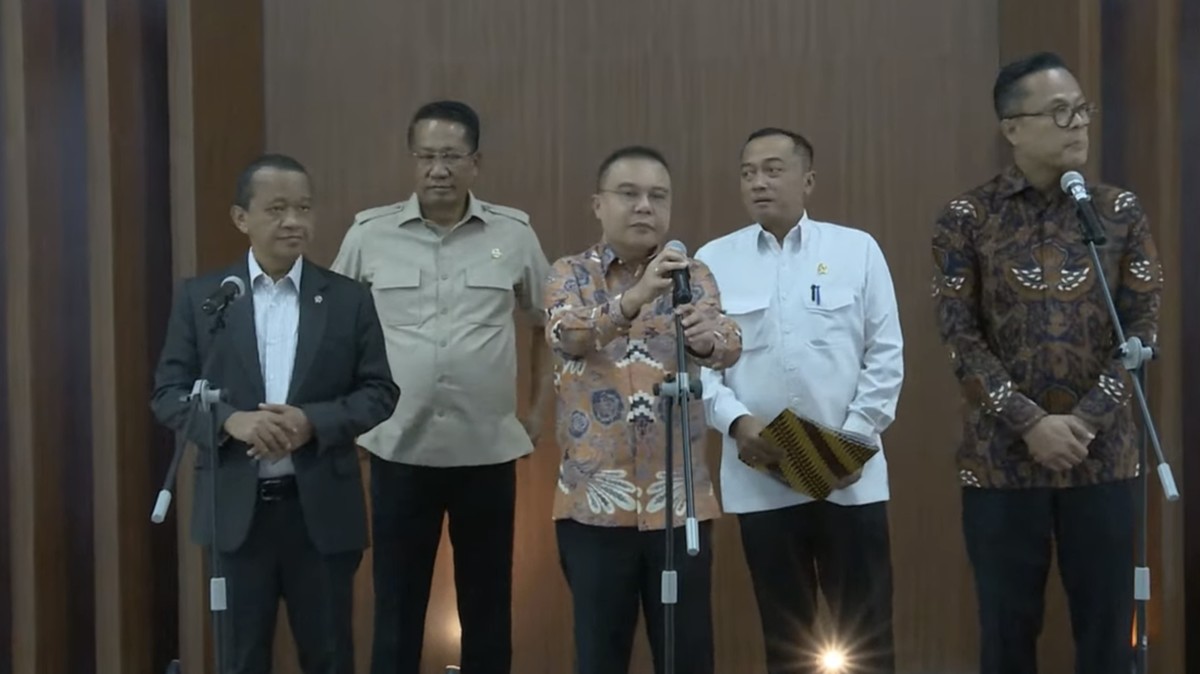 Foto: Wakil Ketua Dewan Perwakilan Rakyat dari Fraksi Gerakan Indonesia Raya Sufmi Dasco Ahmad memimpin rapat koordinasi dengan pemerintah di Gedung Nusantara II, Kompleks Parlemen, Senayan, Jakarta Pusat, Senin (8/6/2026) pagi. (Tangkapan Layar YouTube)