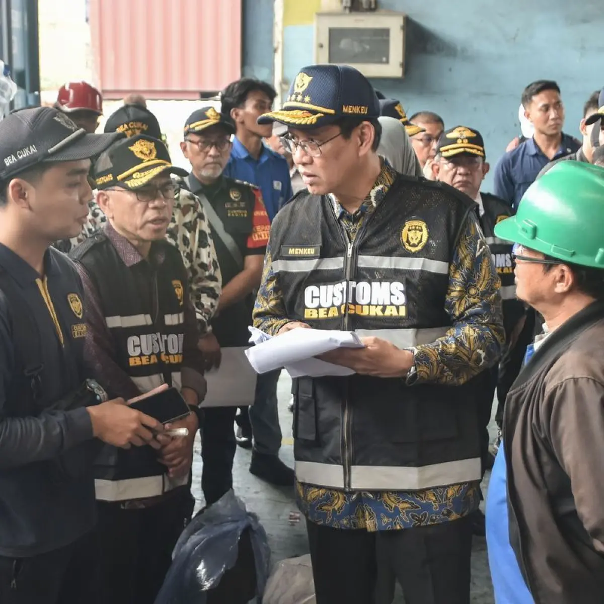 Ribuan Kontainer Tertahan di Tanjung Priok, Pemerintah Turun Tangan Ungkap Kemacetan Rantai Pasok Nasional